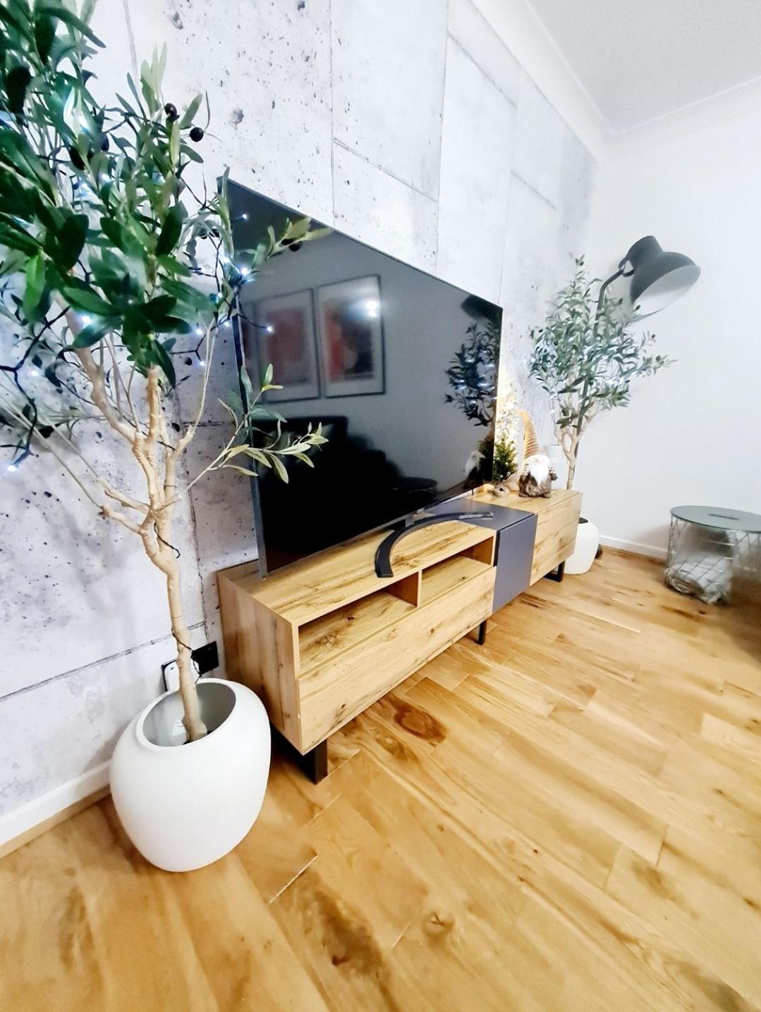 Bright 3Br Walking Distance To Town - Free Parking Glasgow Exterior foto